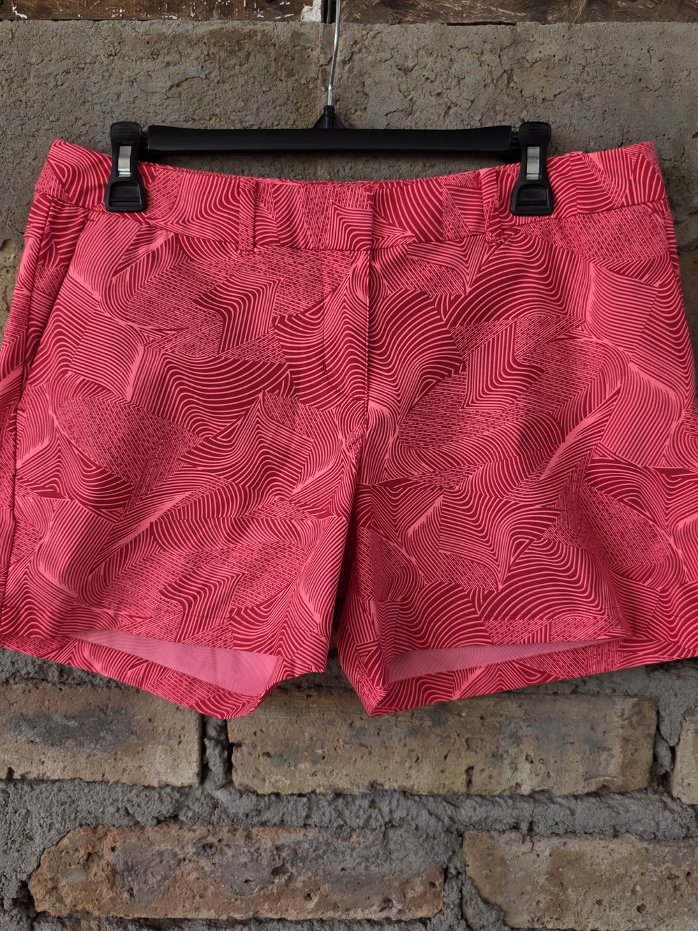 Nike Flex Dri-FIT 4.5" Golf Shorts Pink Abstract Wave Print - Size 8 (M)